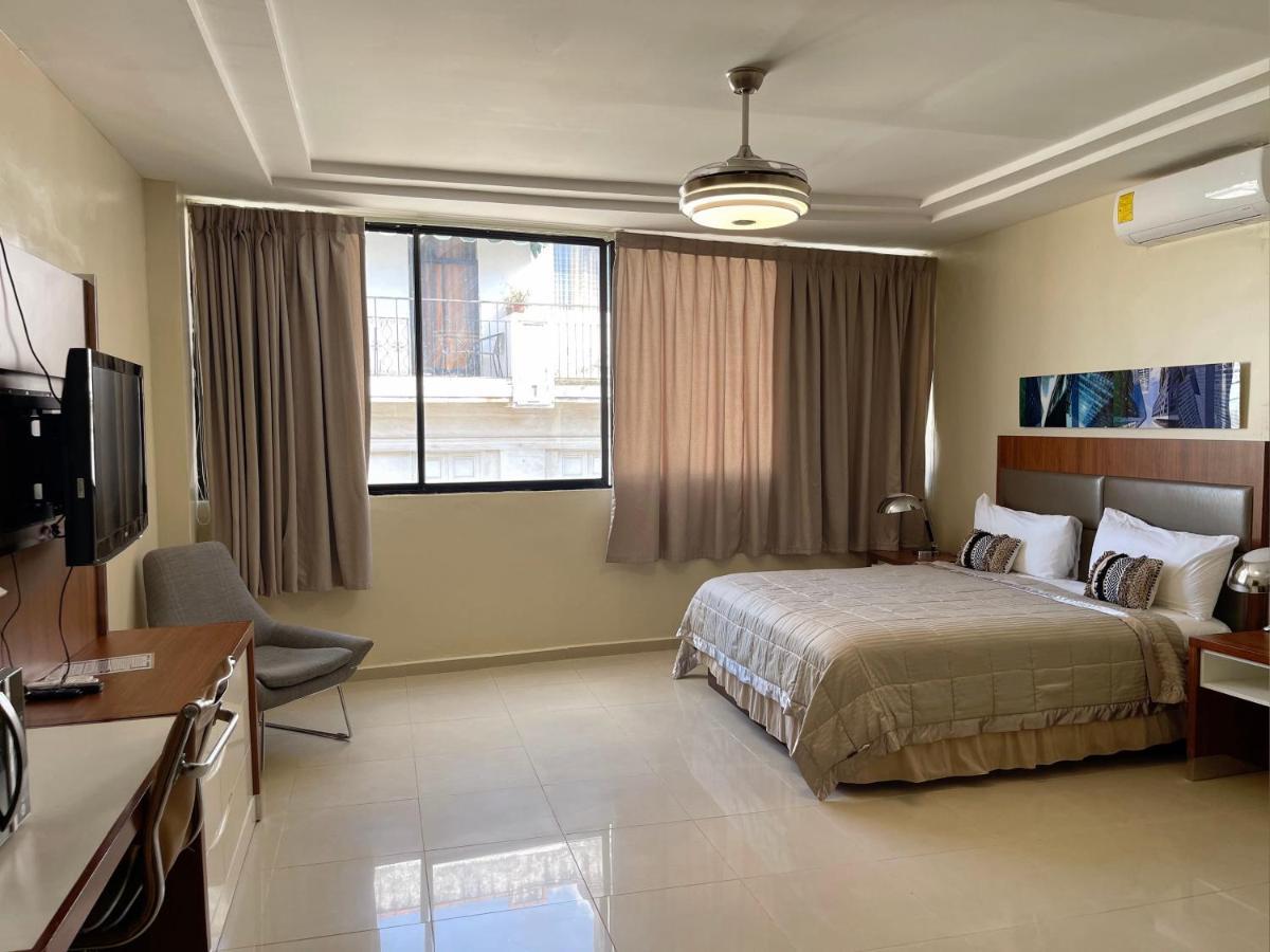 Hotel Libertad At Historic Main Street 聖多明哥 外观 照片