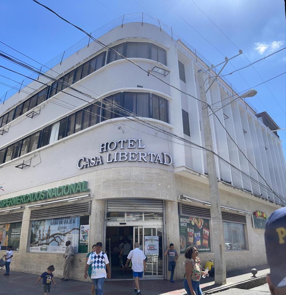 Hotel Libertad At Historic Main Street 聖多明哥 外观 照片